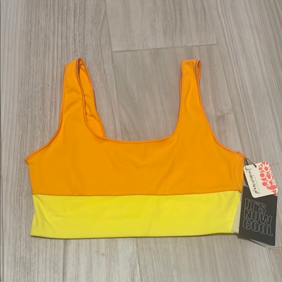 NWT FP Movement by Free People x IT’S NOW COOL- The Contour Crop Top - Picture 4 of 8